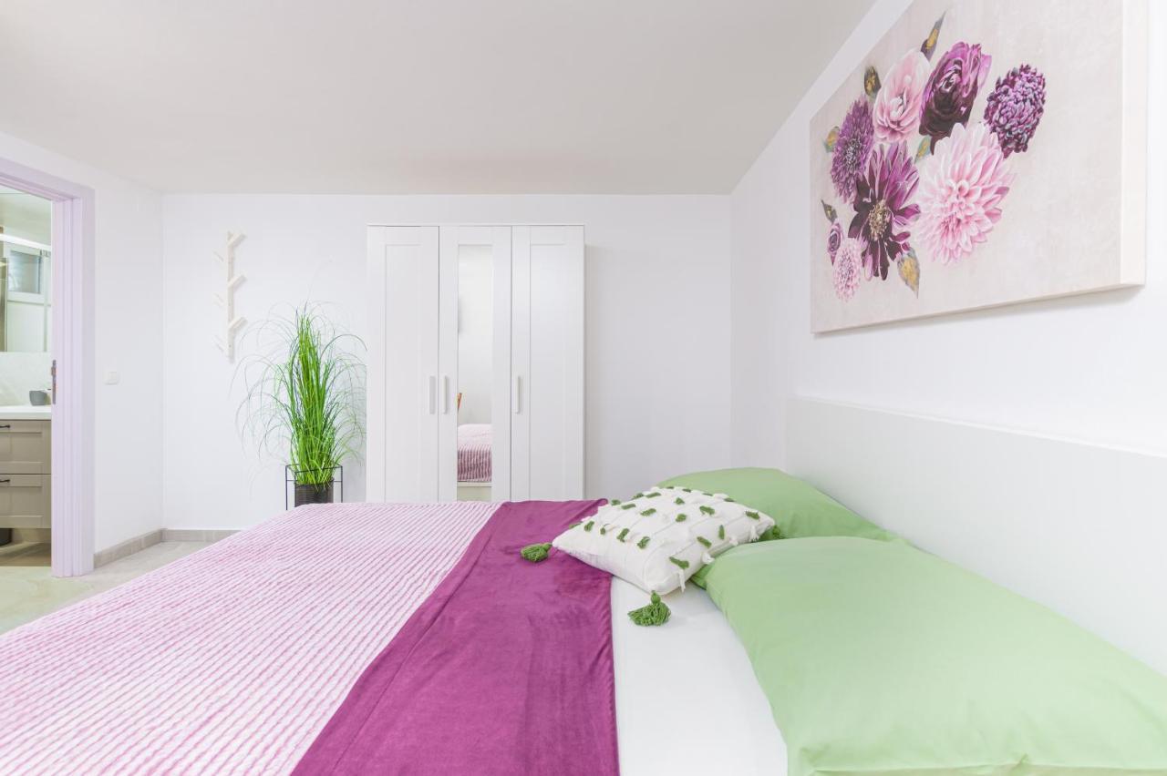 Studio Apartment Mali Medulin Eksteriør bilde