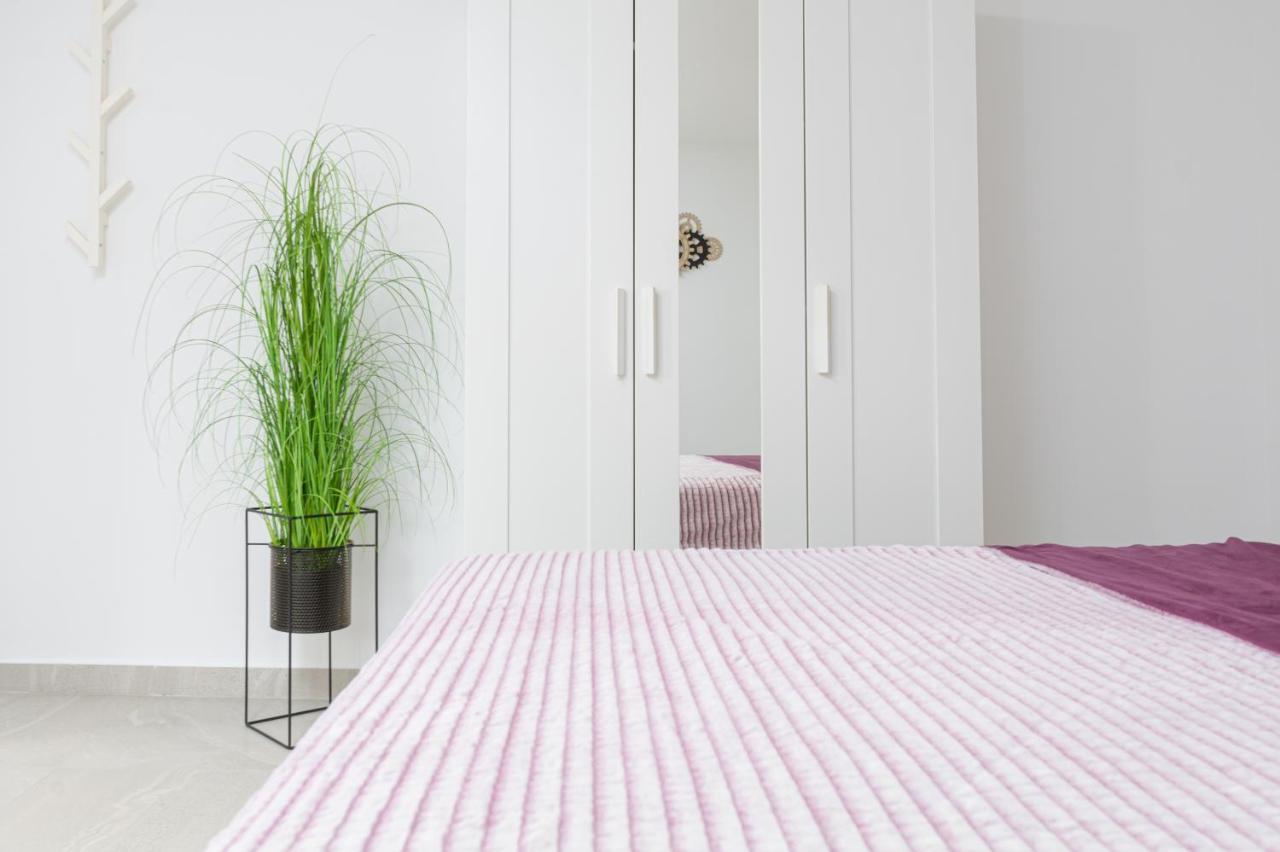Studio Apartment Mali Medulin Eksteriør bilde