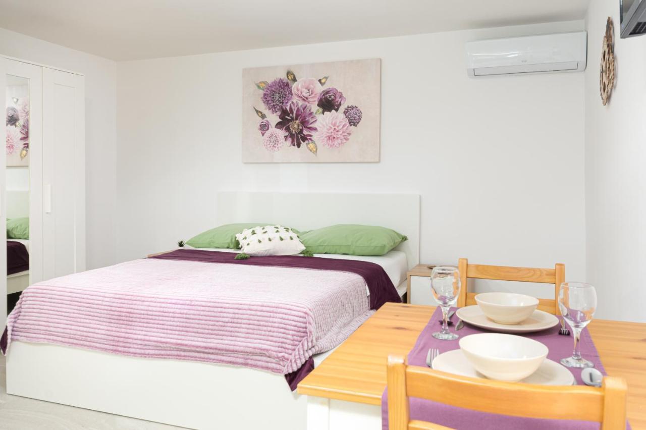 Studio Apartment Mali Medulin Eksteriør bilde